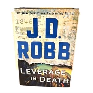 J.D. ROBB Leverage In Death Large Print Edition St. Martin's Press Bestselling